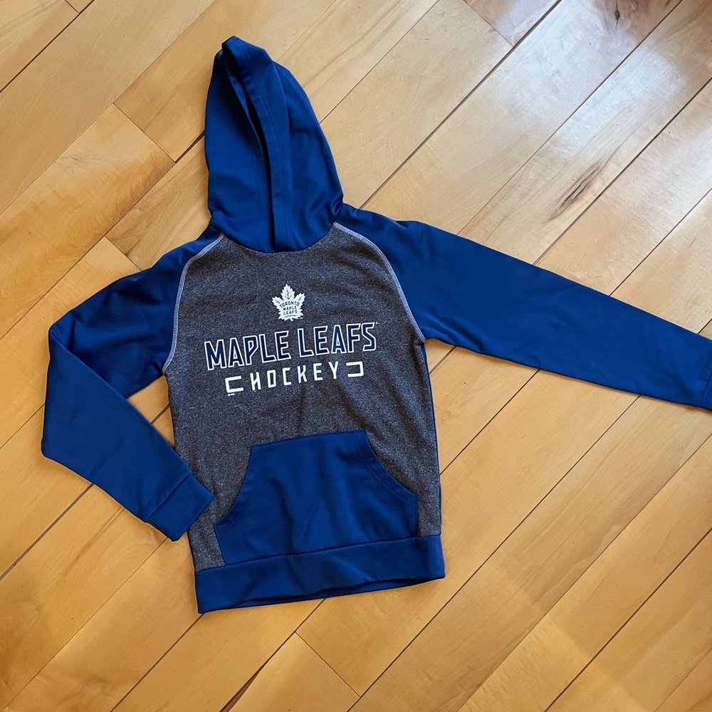 Maple Leafs hoodie